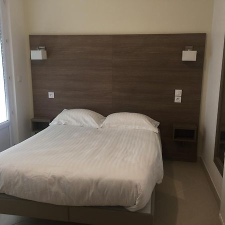 Gite Le Logis Dauphinois Roussillon  Exterior foto